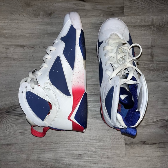 AIR JORDAN VII ALTERNATE 7Y
(Womens 8.5) - Picture 9 of 12